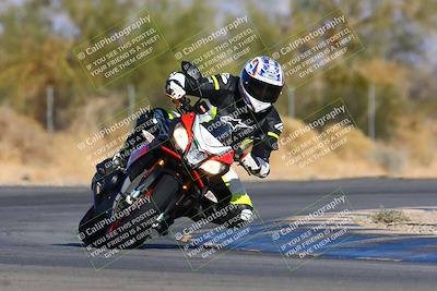 media/Jan-08-2022-SoCal Trackdays (Sat) [[1ec2777125]]/Turn 2 (150pm)/